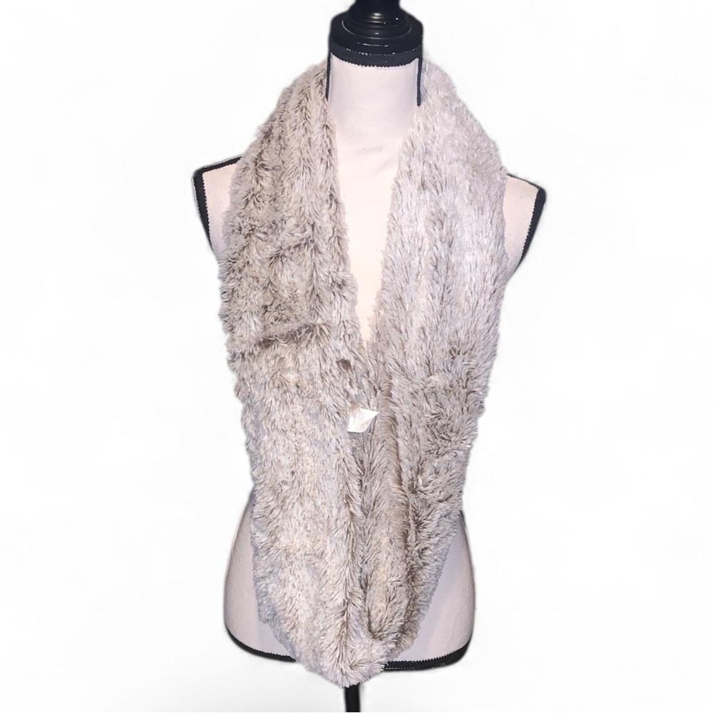 West Loop Cozy Faux Fur Infinity Scarf